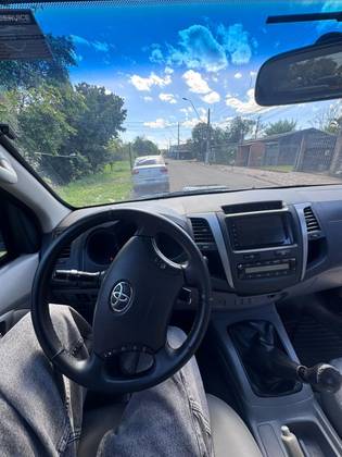 TOYOTA HILUX 3.0 SR 4X2 CD 16V TURBO INTERCOOLER DIESEL 4P MANUAL